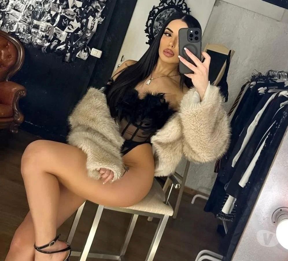 Проститутка Питера Элла с 3 размером груди предлагает интим услуги у метро Горьковская  +7(921)946-51-44 - фото 4