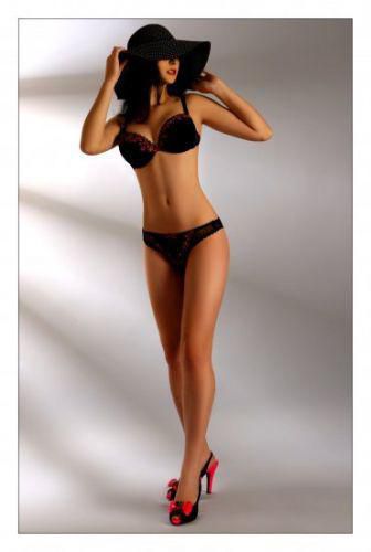 Индивидуалка Питера Людмила с 3 размером груди предлагает интим услуги у метро Беговая  +7(931)101-65-23 